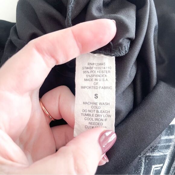 Bailey Blue Jumpsuit  Zig Zag Top Black Bottom Sleeveless Romper Women's S Belt - Picture 5 of 12